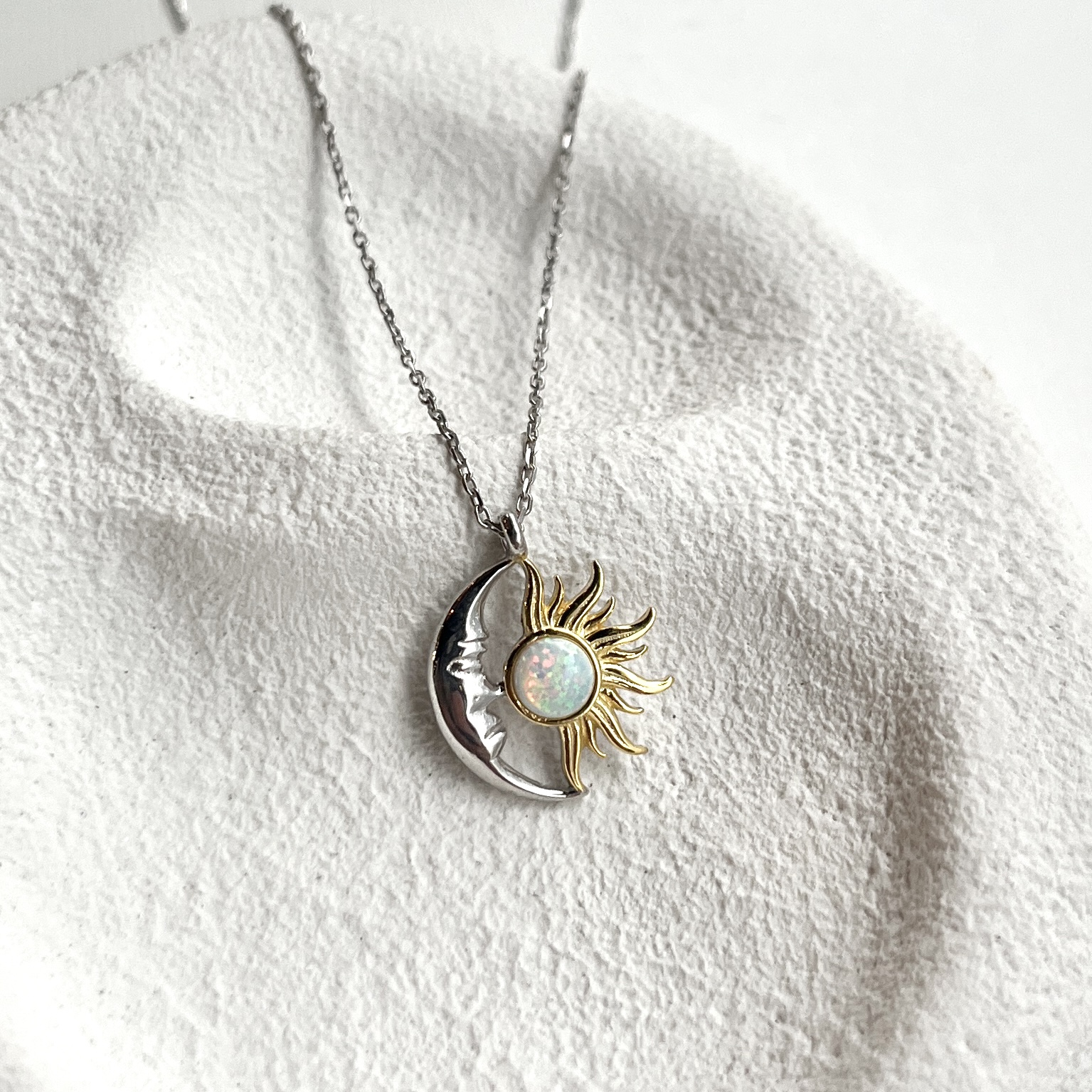 Silver Sun Ay Necklace