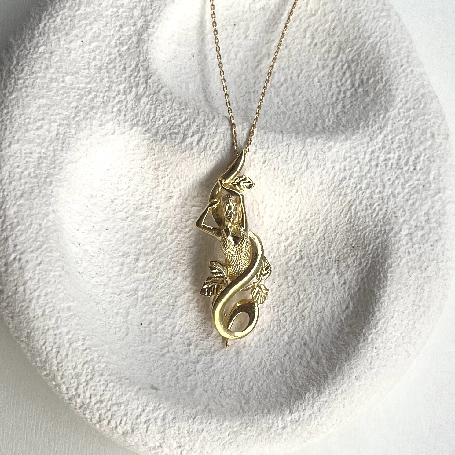 Silver Design Necklace