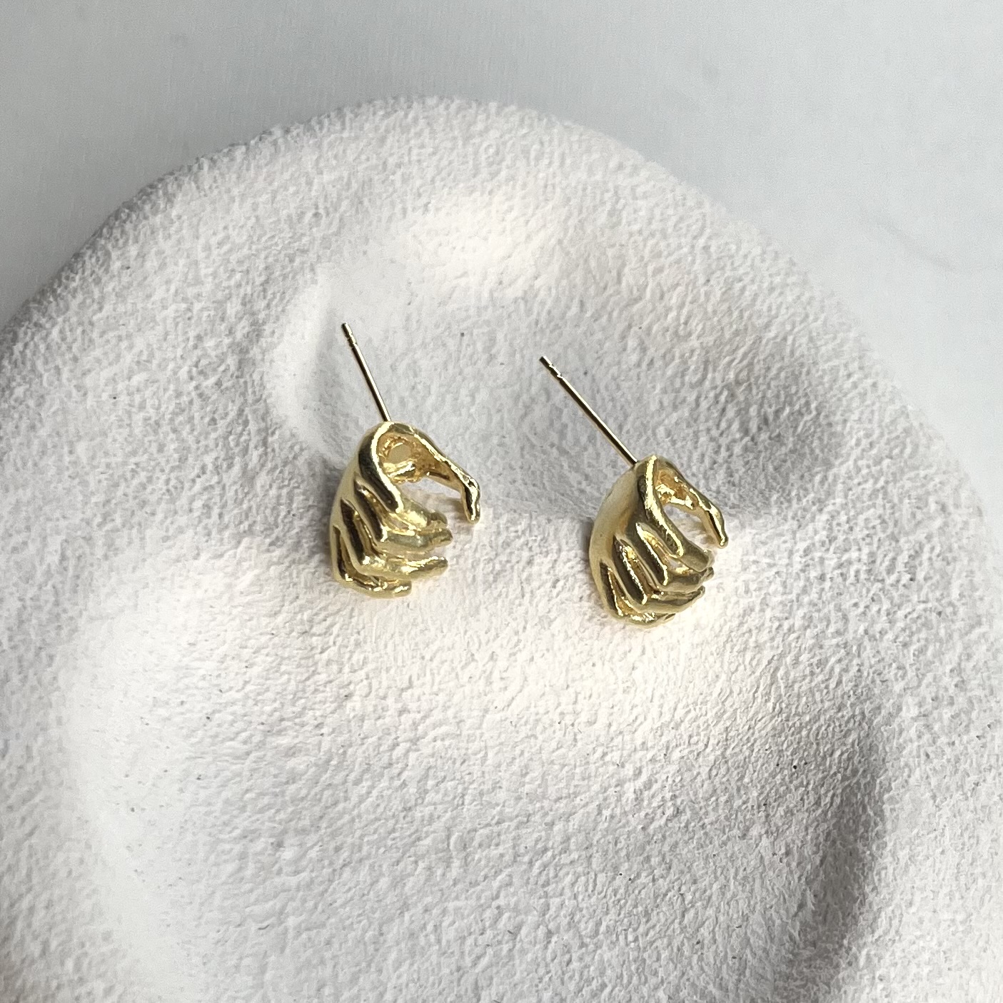 Silver Airpods Tutucu Earrings